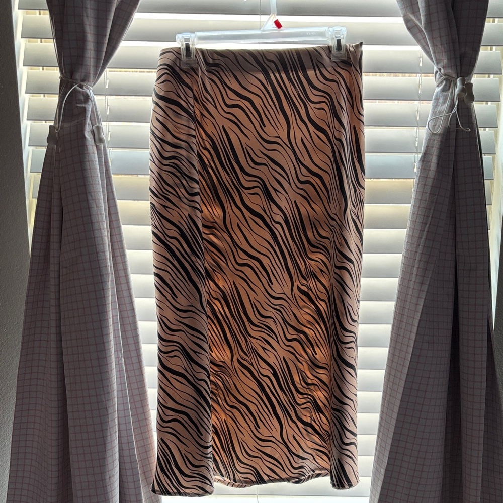 JohnPaulRichard Animal Print Pencil Skirt